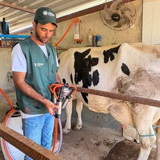 🐄 Nesta quinta e sexta-feira (15 e 16), foi realizado o curso de Manejo de Ordenha Mec...