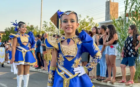Bandas abrilhantam Desfile Cívico em Santo André