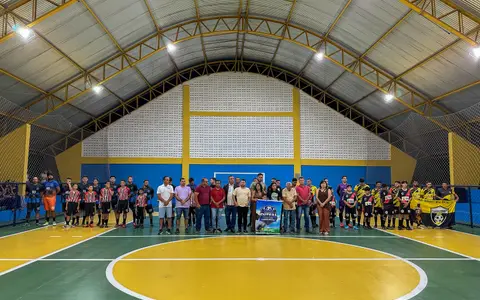 Campeonato Municipal de Futsal de Santo André começa e homenageia Thamires Medeiros