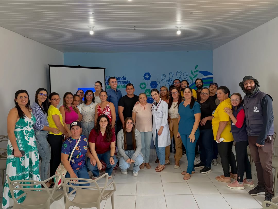 🏥 Na tarde desta quarta-feira (15), o vice-prefeito Rodrigo Camilo reuniu os profissio...
